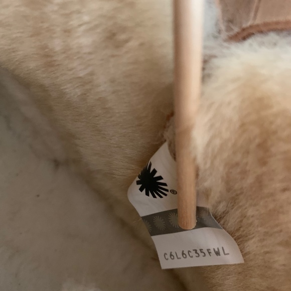 ugg aubrielle mini boots - Picture 7 of 7